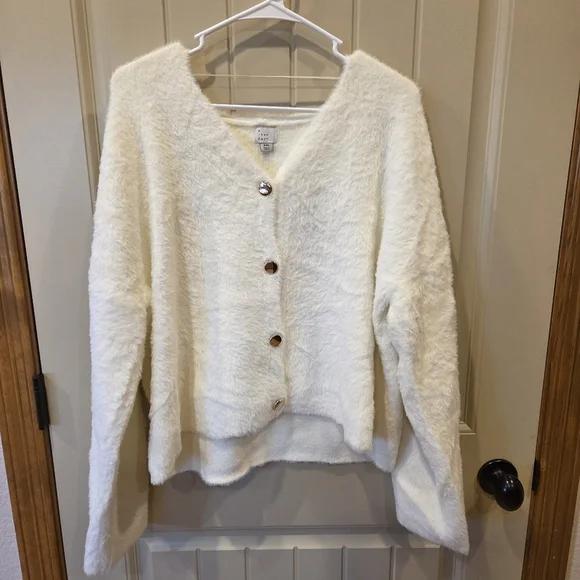 A New Day Cream Fuzzy V-Neck Cardigan Sweater XXL Women's New - Picture 2 of 11